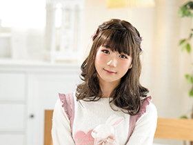 ハニカミ顔がキュートなバイセクシャルな男の娘♂ サンプル動画サムネイル